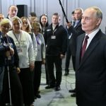 Президент Владимир Путин встретился с волонтерами Народного фронта