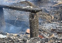 В селе Селезнево горел дом